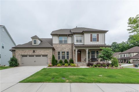 349 Somerled Way