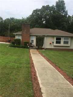 977 Southland Drive 1
