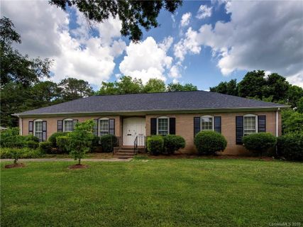 7527 Glencannon Drive