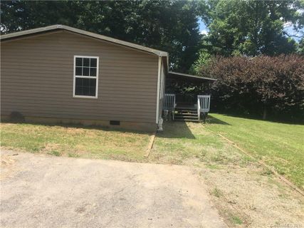 27 Crofoot Trail