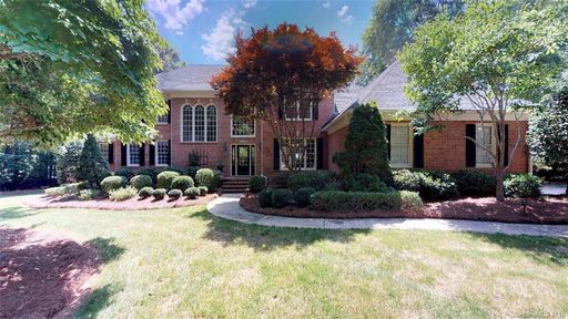 9004 Yellow Pine Court