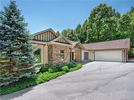 407 Gateway Drive 15 & 16