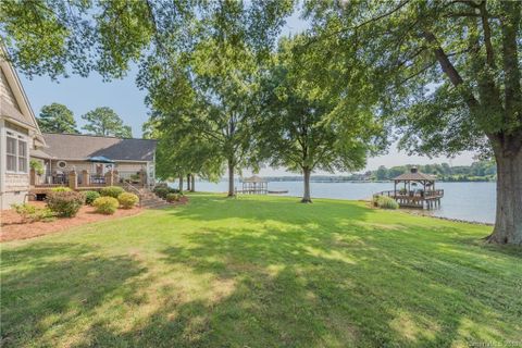 4497 Wood Duck Point