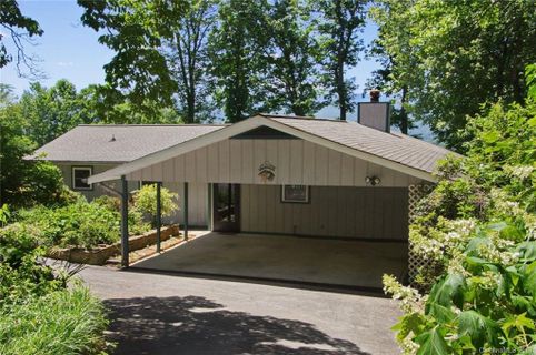 67 Oak Ridge Road