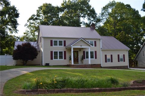 1327 32nd Street Court