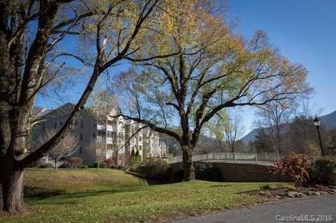 37 Glenview Lane 2015 sold home in Mountain Glen Condominium, Maggie Valley, NC