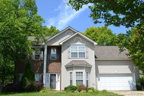 1519 Merrie Meadow Court sold home in Gracewood, Rock Hill, SC