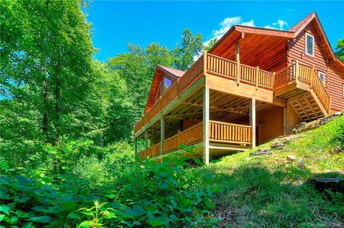 1008 Alderfly Court sold home in Mountain Brook, Spruce Pine, NC
