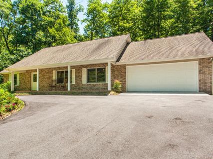 207 Thistledown Court