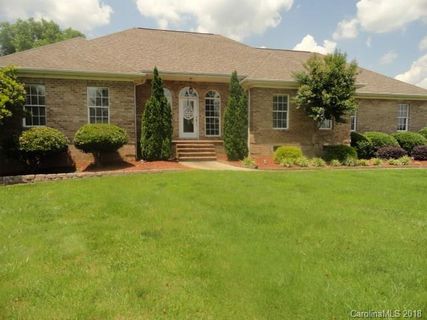 105 Thistle Court