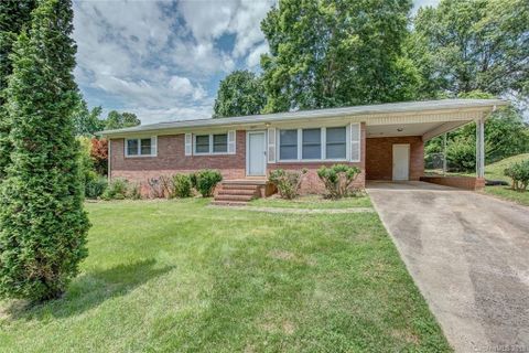2653 Hill Lane