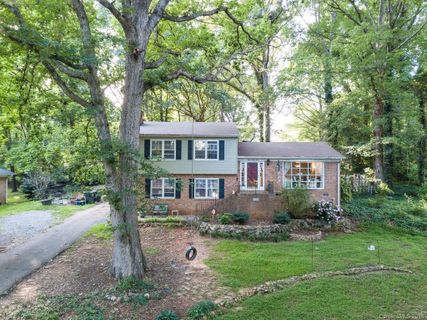 893 Ragin Lane