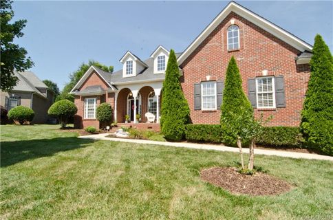 3056 Patrick Place Circle