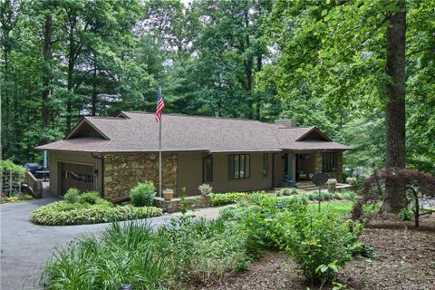 38 Foxglove Road sold home in Timbercreek, Hendersonville, NC