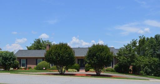 9 Leisure Lane