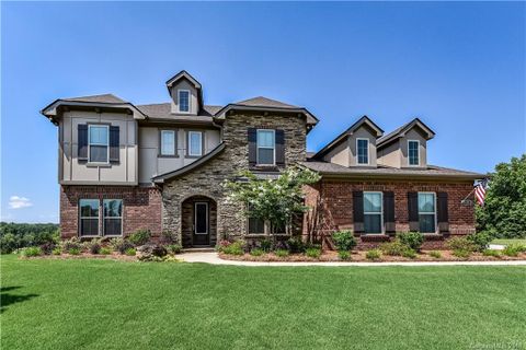 4152 Thames Circle