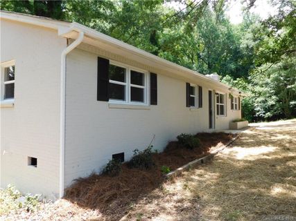 2516 Maplewood Drive sold home in Fallscrest, Gastonia, NC