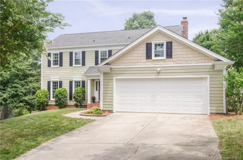 2009 Trowbridge Court