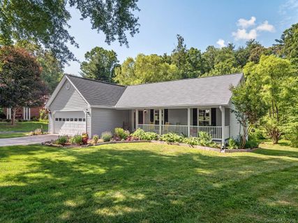 2673 Middleton Circle