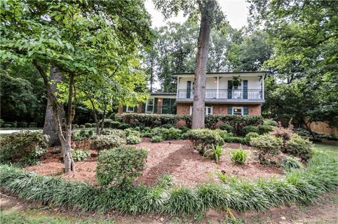 2218 Stoneyridge Drive