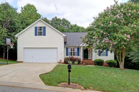 473 Fox Ridge Court