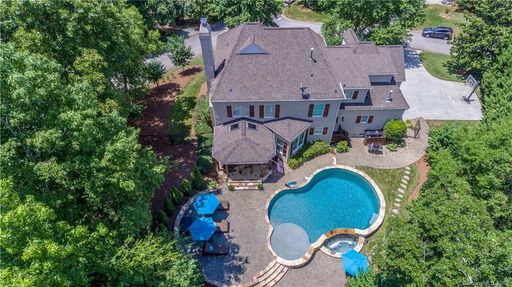 7089 Captains Court