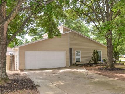 4500 Cove Ridge Lane 9
