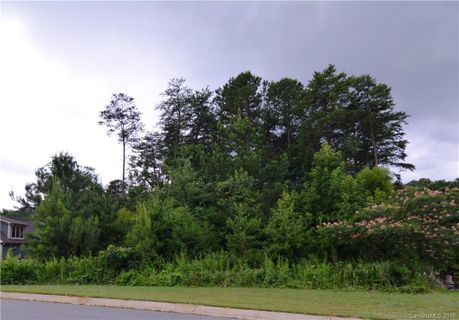 584 Oak Tree Road 6