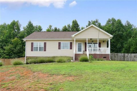 1221 Woodpecker Drive