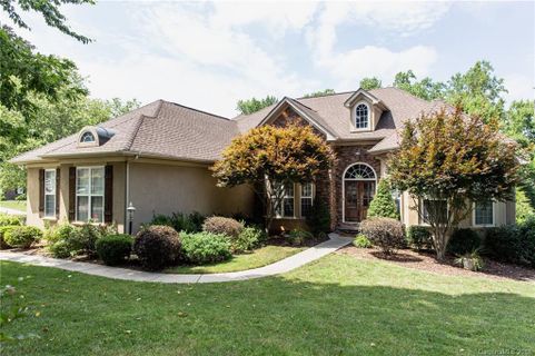 6118 Mosswood Court