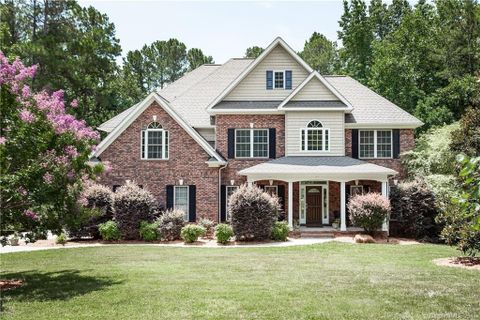 1026 Croyden Court