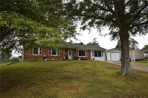 228 Foxwood Drive