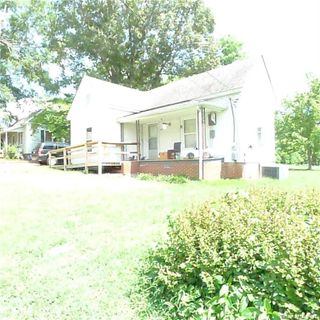 130 Center Street 11A