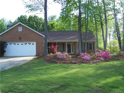 1727 Brandywine Drive sold home in Brandywine, Matthews, NC