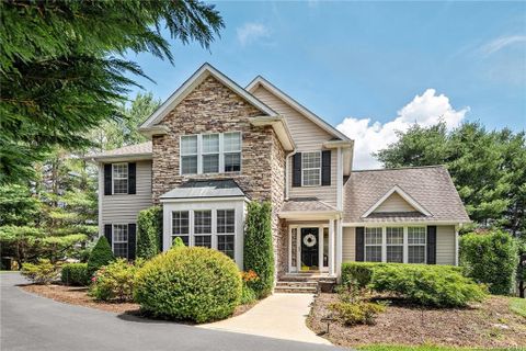 409 Oak Tree Lane