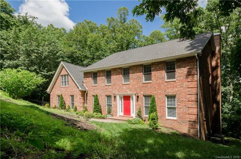 308 Blakewood Court