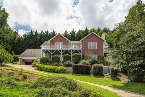 133 Clear Vista Lane sold home in Clear Vista, Asheville, NC
