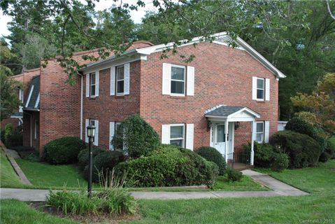 1411 Kensington Road C4 sold home in Kensington Court, Hendersonville, NC