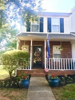 8244 Circle Tree Lane sold home in Crestview, Charlotte, NC