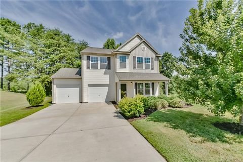 1225 Applewood Lane