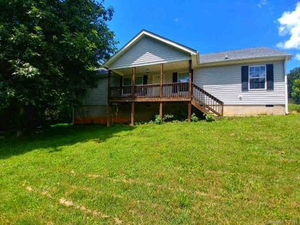 4 Mcgee Ridge Road sold home in Mcgee Estates, Fairview, NC