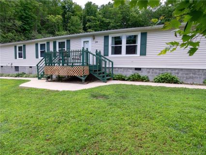 24 Roost Road sold home in Turkey Pen Gap, Horse Shoe, NC