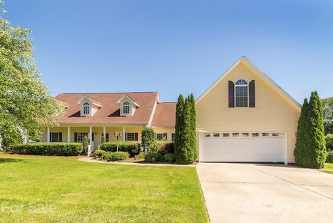 1760 Williamsburg Drive