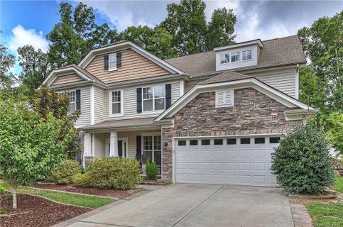 Previously sold for $325,000