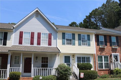 8240 Circle Tree Lane sold home in Crestview, Charlotte, NC