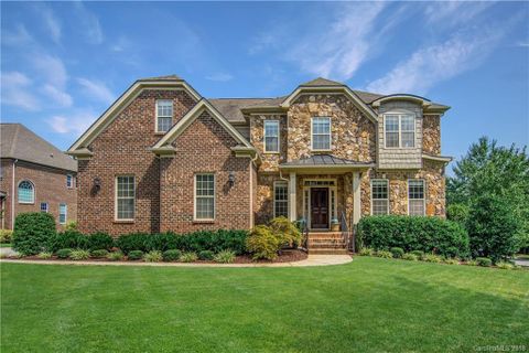 704 Glenn Allen Way