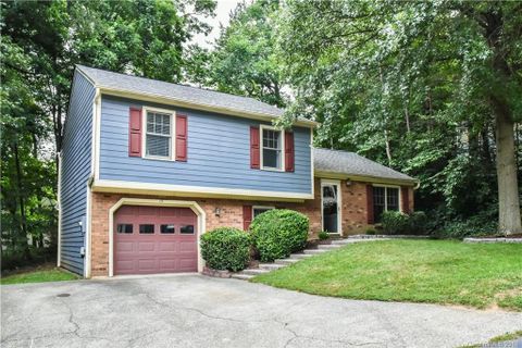 15 Foxberry Drive