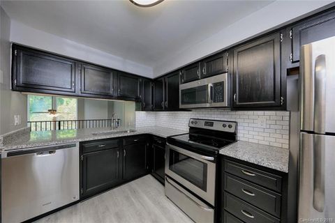 7320 Pebblestone Drive C sold home in Waterford Twn Homes, Charlotte, NC
