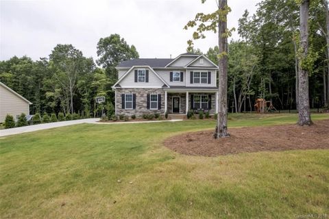 122 Clear Springs Road sold home in Autumn Grove, Mooresville, NC