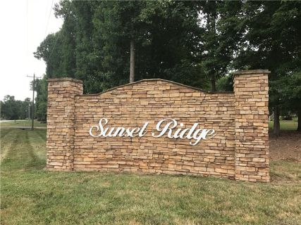5653 Lake Wylie Road 33 sold home in Sunset Ridge, Lake Wylie, SC